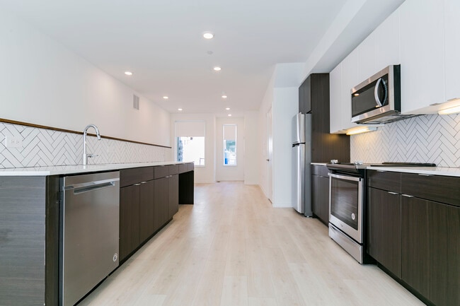 Photo - 1248 Lecount St Unit A