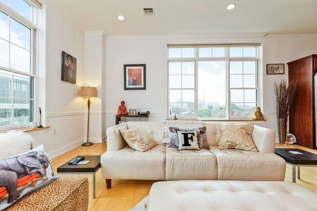 Photo - 769 Montgomery St Unit 605