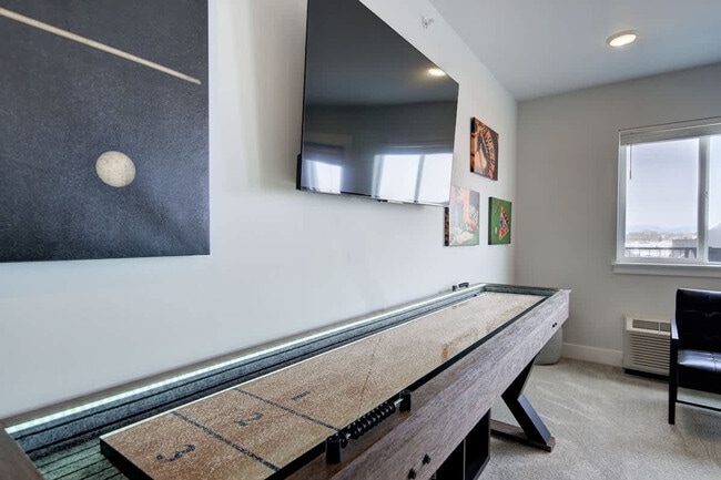 Photo - 5242 Fallon St Unidad FL3-ID1339970P