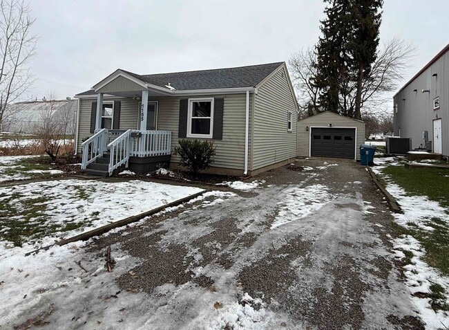 Photo - 1155 Hartzell St