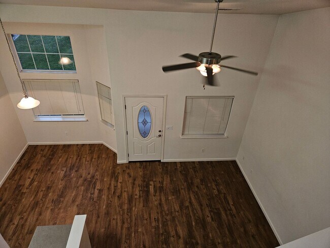 1278 Mighty Oak Ln Unidad B