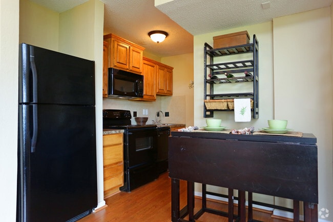 Photo - Arbors On Taylor