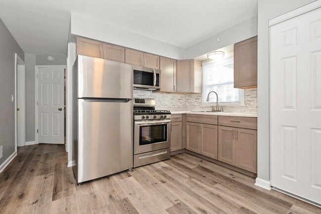 Photo - 8344 W Lincoln Hwy