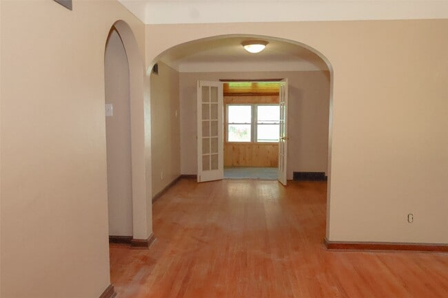 Photo - 1067 Melvin Dr
