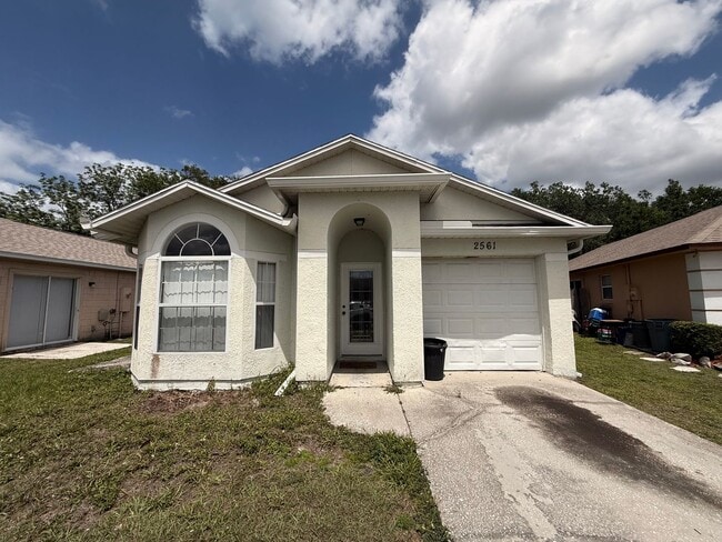 Building Photo - Large Modern 3 bed / 2 Bath Home In Sanford