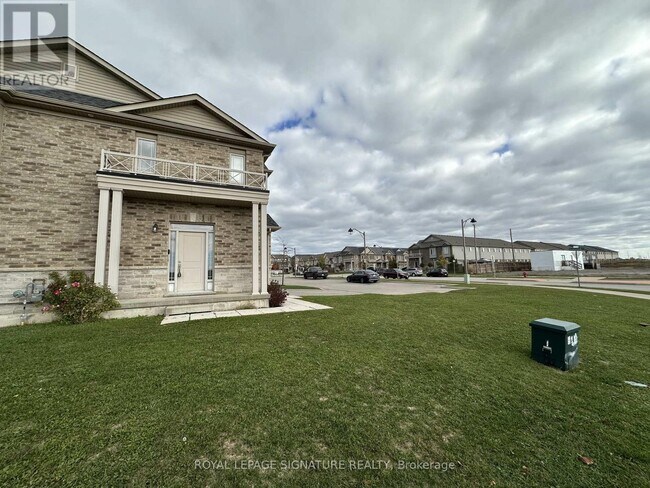 Photo - 40 Kingsborough Dr