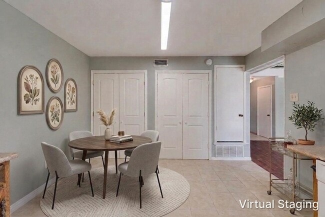 209 N St Johns Dr