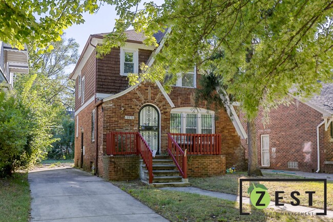 Building Photo - WELCOME TO YOUR FAVORITE 3Bedroom Home! OP...