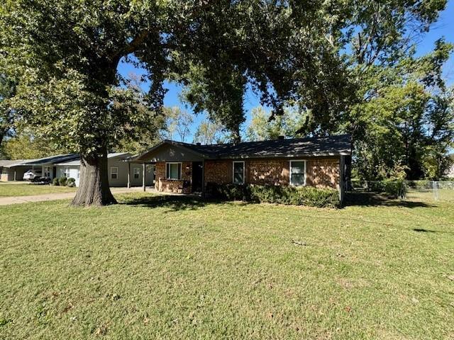 Photo - 705 SE 10th St