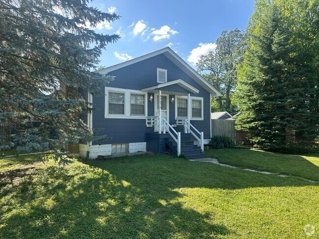 Building Photo - 33670 N Idlewild Dr Rental