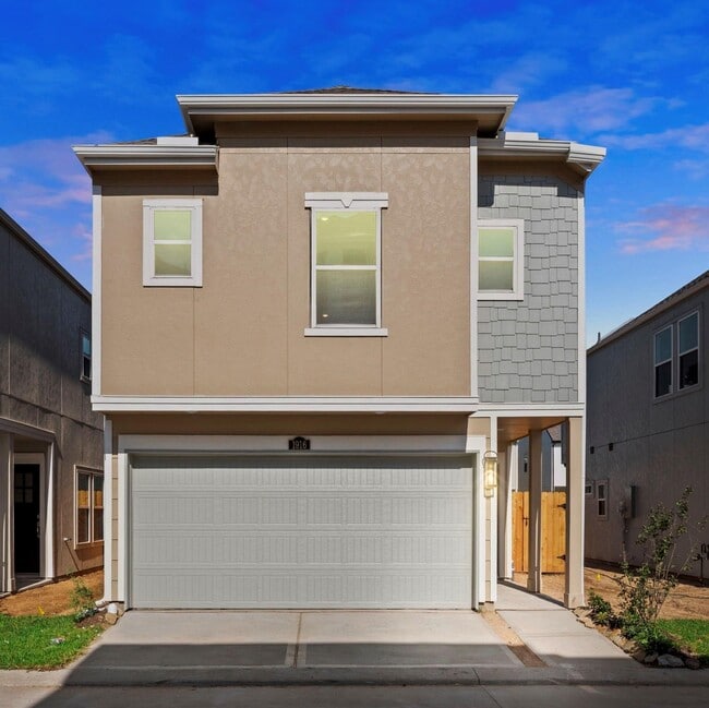 Photo - 1916 Huntly Chase Dr