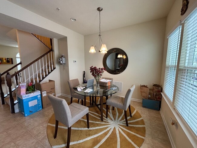 Photo - 3 Bedroom Townhome - Carnegie!