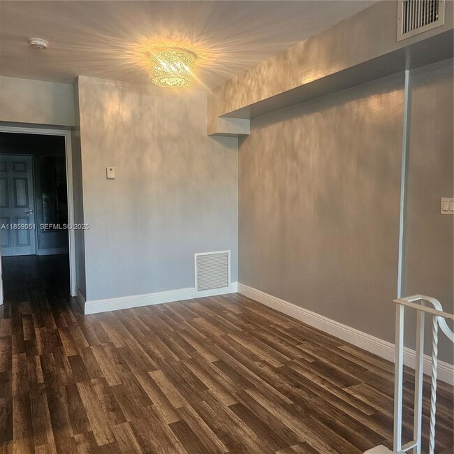 Photo - 3114 E Sunrise Blvd Unit 3114