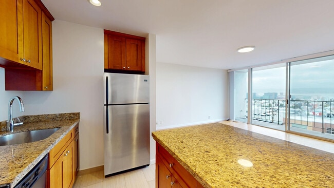 Photo - 653A Kansas St-502 Unit 502