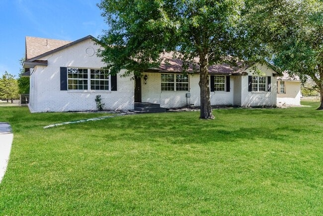 Photo - 6767 FM 36 House