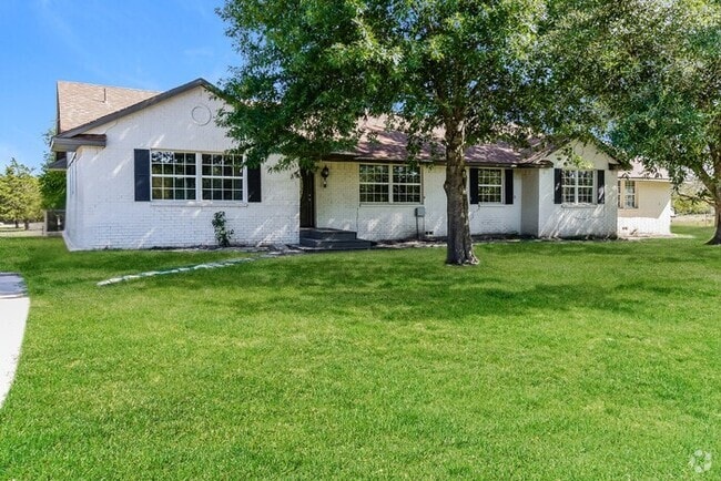 Building Photo - 6767 FM 36 Rental