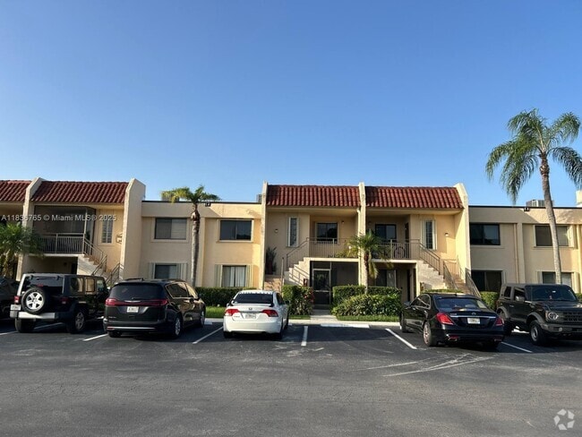 Building Photo - 16471 Blatt Blvd Unit 204 Rental