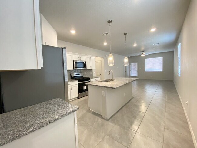 MUST SEE - 3BR/2Bath/Single Story