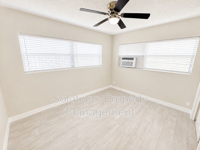 Photo - 1606 S Miramar Ave