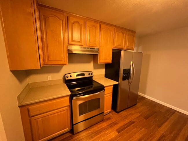 Photo - 2301 E Brooks Ave