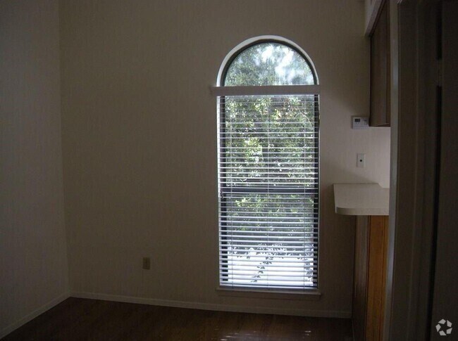 Building Photo - 2714 Nueces St Unit 207 Rental