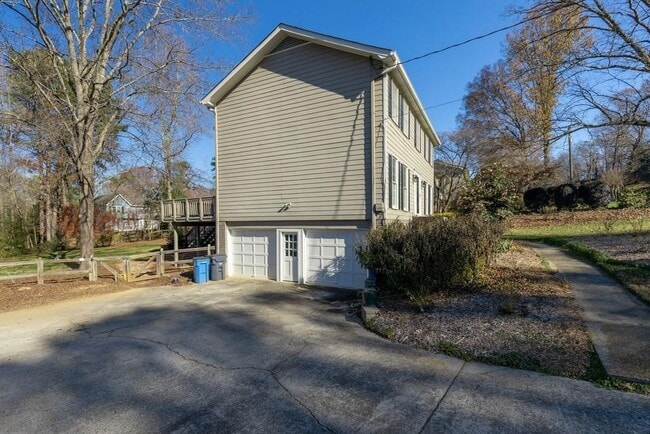Photo - 4843 McPherson Dr NE