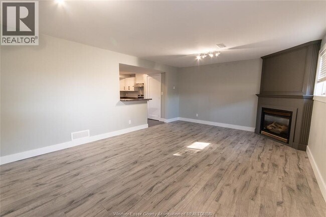 Photo - 3134 Riberdy Rd
