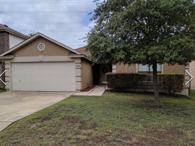 Building Photo - 2206 Stallion Run