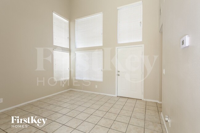 Photo - 800 Coliseum Ln