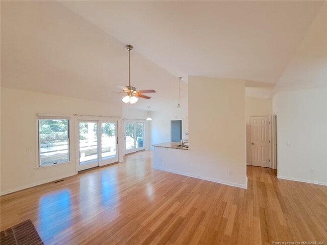 Photo - 420 Sugar Pine Dr