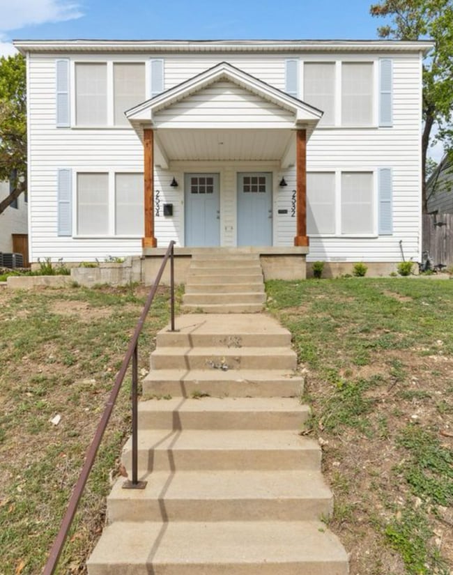Building Photo - 2534 Lubbock Ave Rental