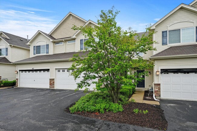 Photo - 2-bed/2.5-bath Townhouse in Round Lake