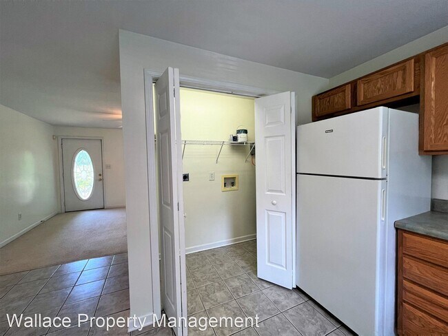 Photo - 2 br, 1 bath House - 1616 Joe Hinton Rd