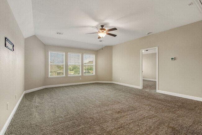 Photo - 20102 Three Chutes Ln