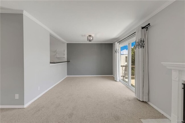 Photo - 1127 E Del Mar Blvd