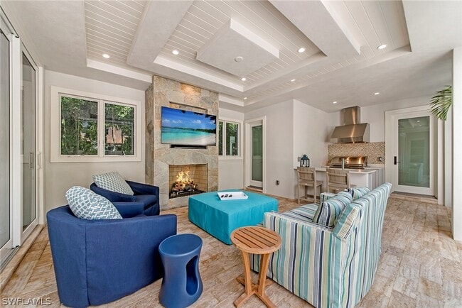 Photo - 434 3rd Ave S