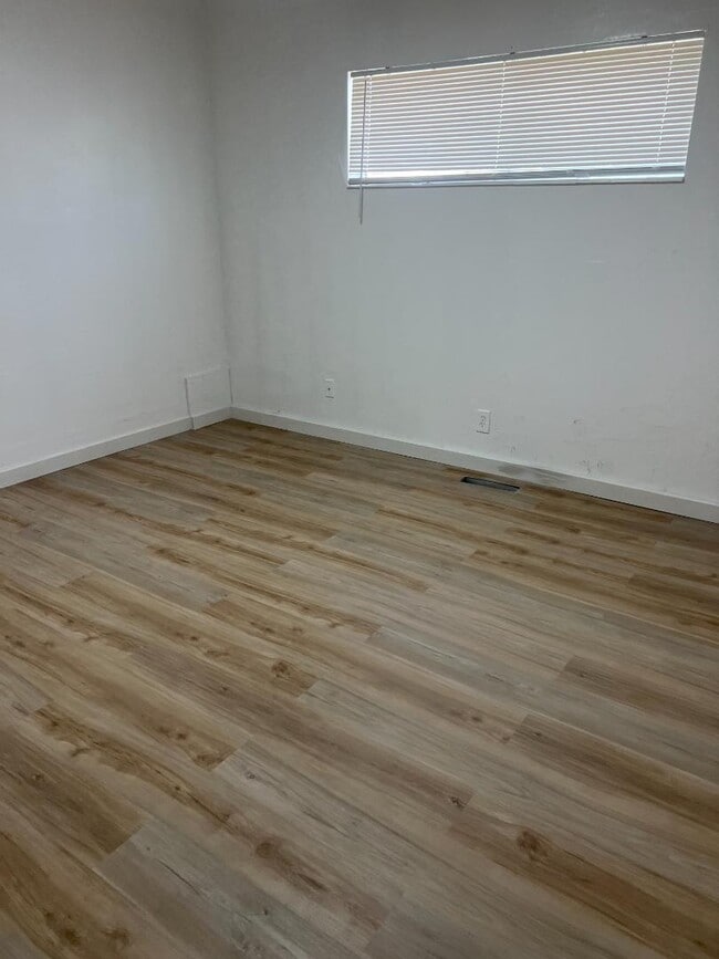 Photo - 622 S 1000 W