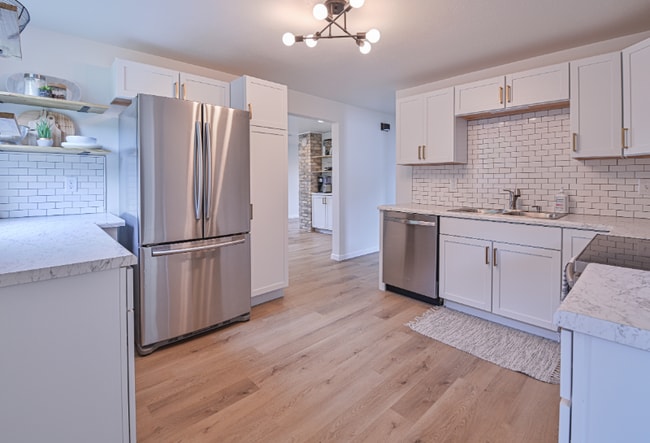 Photo - 337 Central Ave N