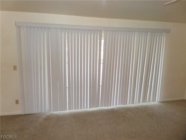 Photo - 3823 SE 11th Pl Unit 6