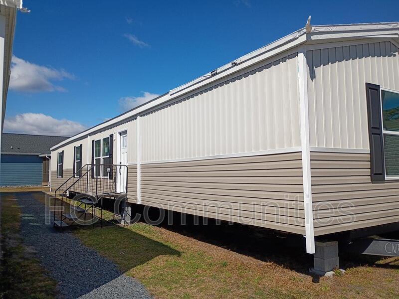 Photo - 1124 N Bryan Rd