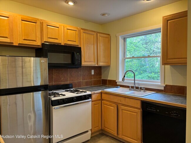 Photo - 150 Baker Rd