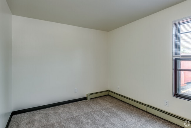 Fairway Apartments