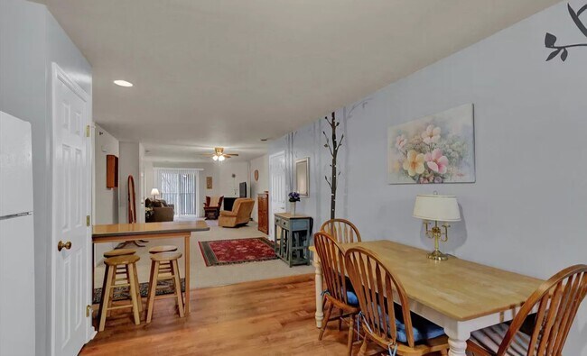 Comedor - 172 Christine Dr