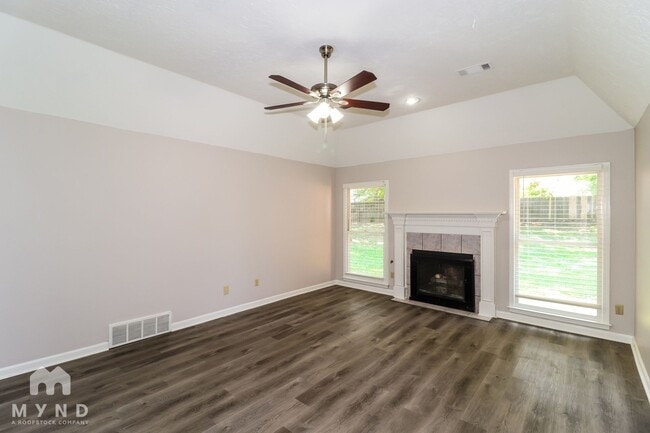 8994 Fletcher Park Cir N