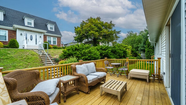 Photo - 300 Adams St Townhome