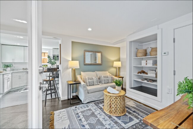 Photo - Private Gated Studio with Garden Access | ...