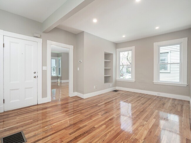 Photo - 49 Lincoln St Unit C