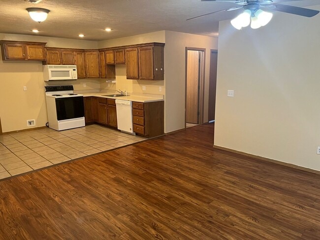 Photo - S0057-MF2-E1 Unit 5553