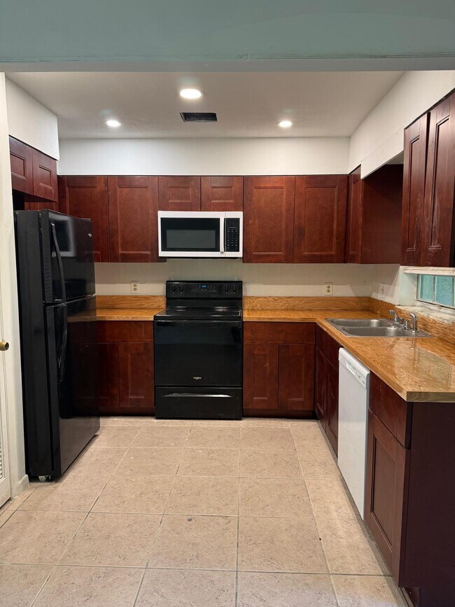 Photo - 2703 Cherokee Ave