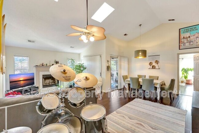 Photo - 1110 Oceanview Rd